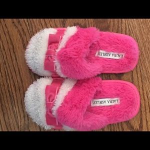 Girls slippers